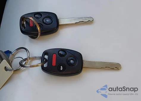 2006 Honda Accord 3.0 Ex z USA, uszkodzony, nr VIN 1HGCM668X6A017412